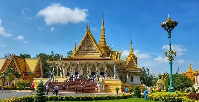 中国周边环境恶劣 20个邻国 大国博弈怪物房_大学周边环境